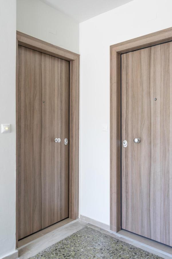 Divine 2Br Apartment In The Heart Of 아테네 외부 사진